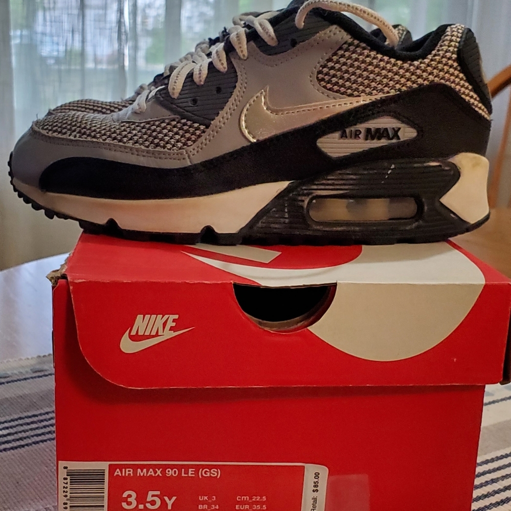 Nike Air Max 90